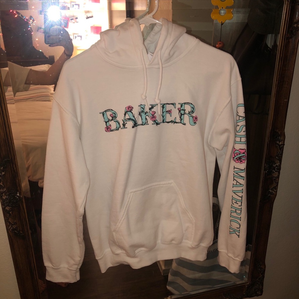 Gildan White Hoodie